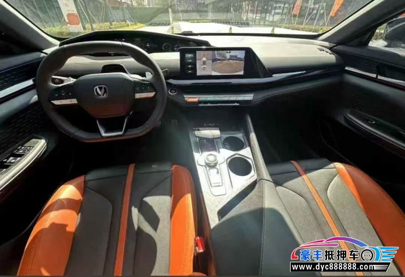 24年长安长安UNI轿车抵押车出售