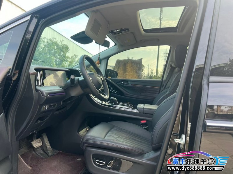 25年传祺M8轿车抵押车出售