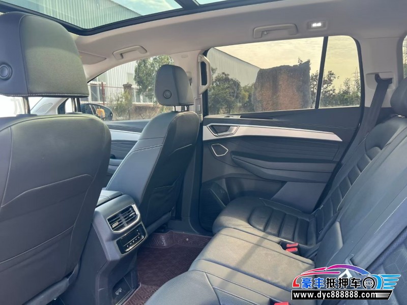 21年大众揽镜轿车抵押车出售