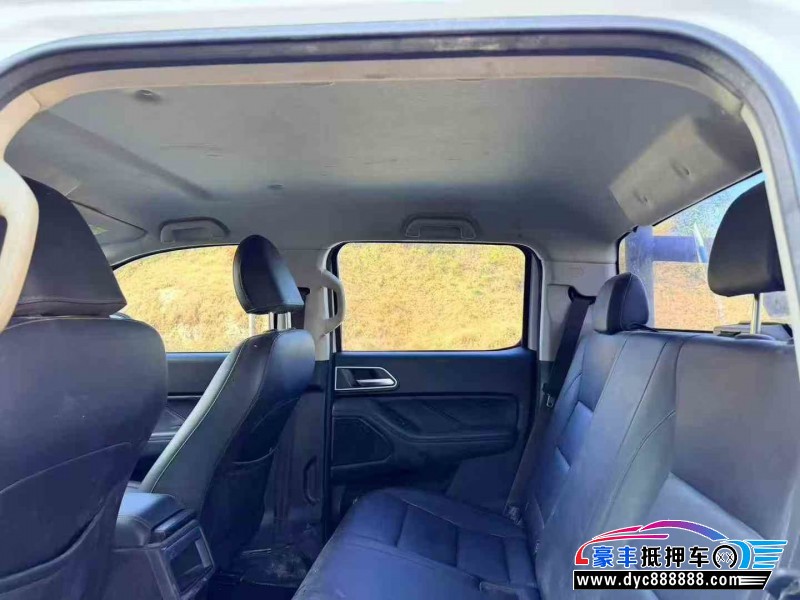 23年长城长城炮轿车抵押车出售