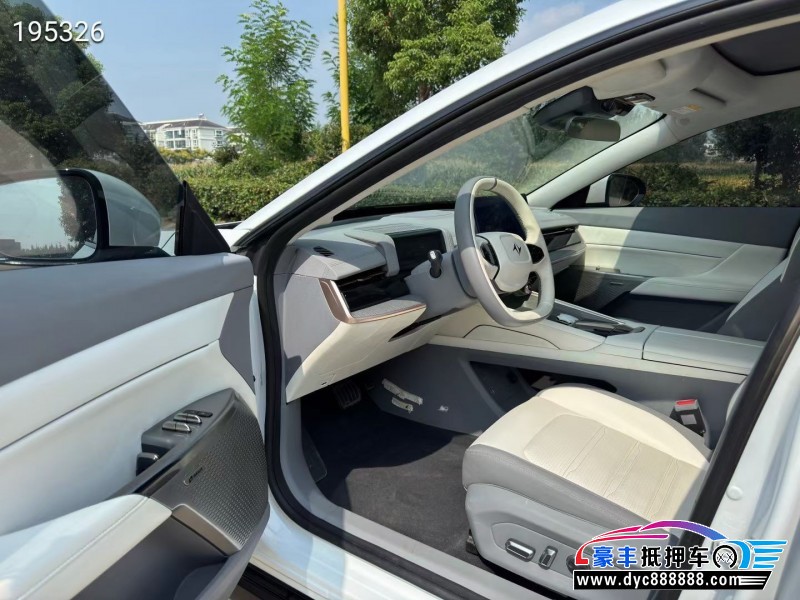 24年东风奕派007轿车抵押车出售