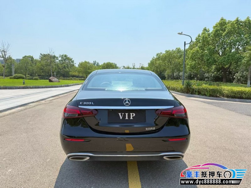 21年奔驰E轿车抵押车出售