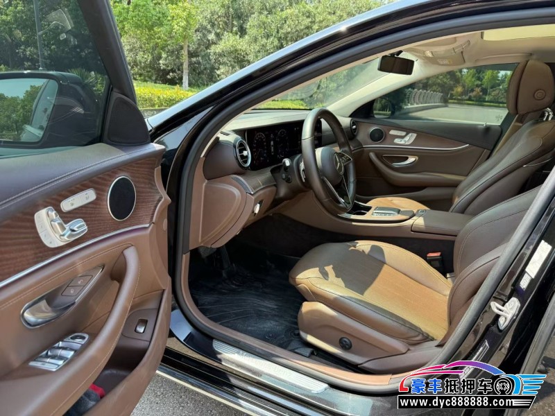 21年奔驰E轿车抵押车出售