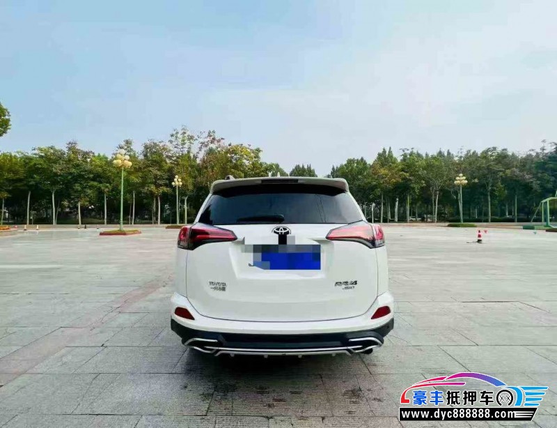 16年丰田RAV4轿车抵押车出售