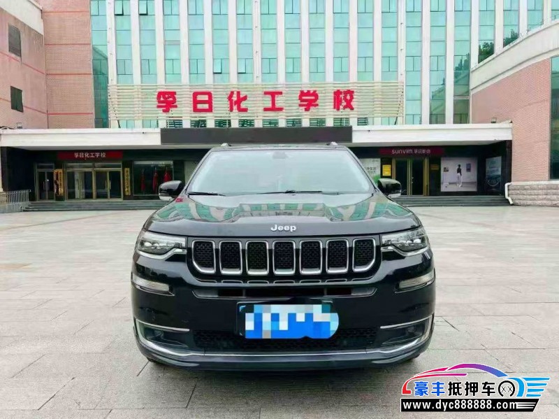 18年Jeep指挥官轿车抵押车出售