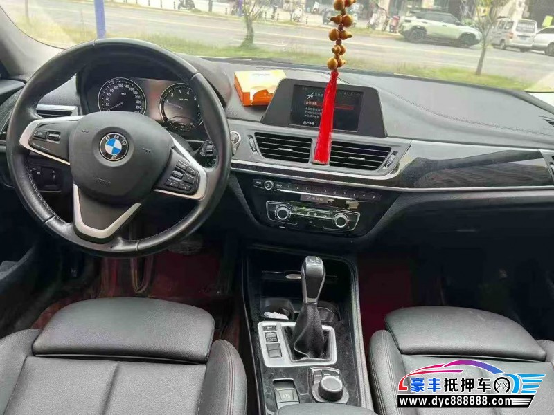 18年宝马1系轿车抵押车出售