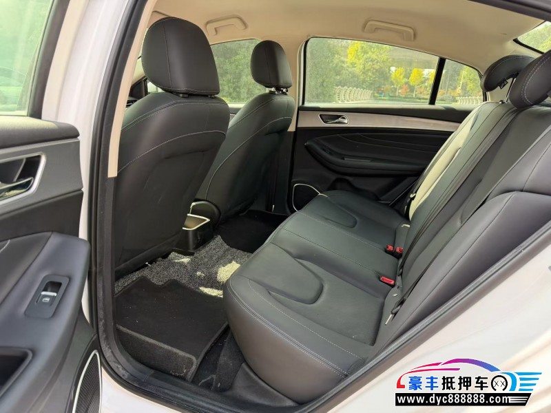 24年奇瑞艾瑞泽轿车抵押车出售