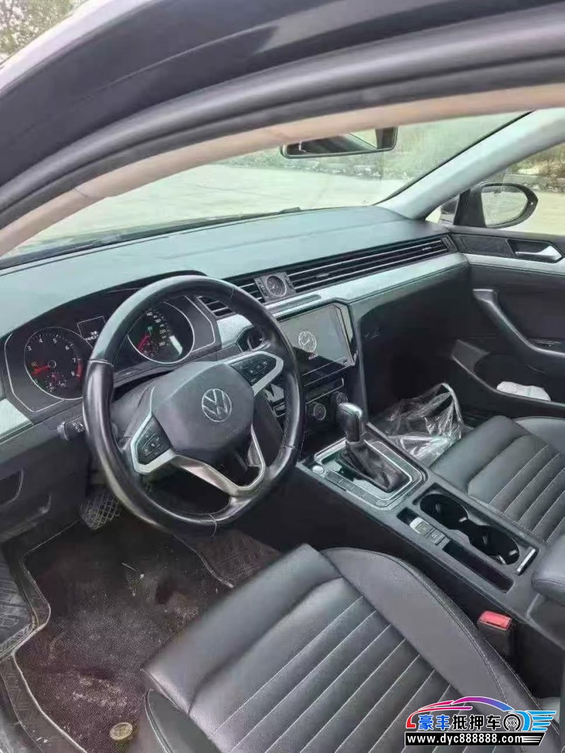 21年大众迈腾轿车抵押车出售