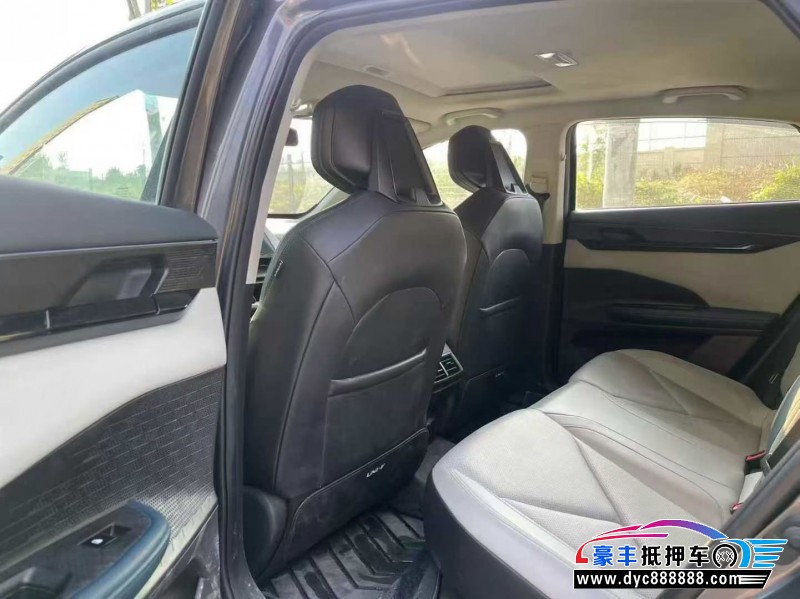 23年长安长安UNI轿车抵押车出售