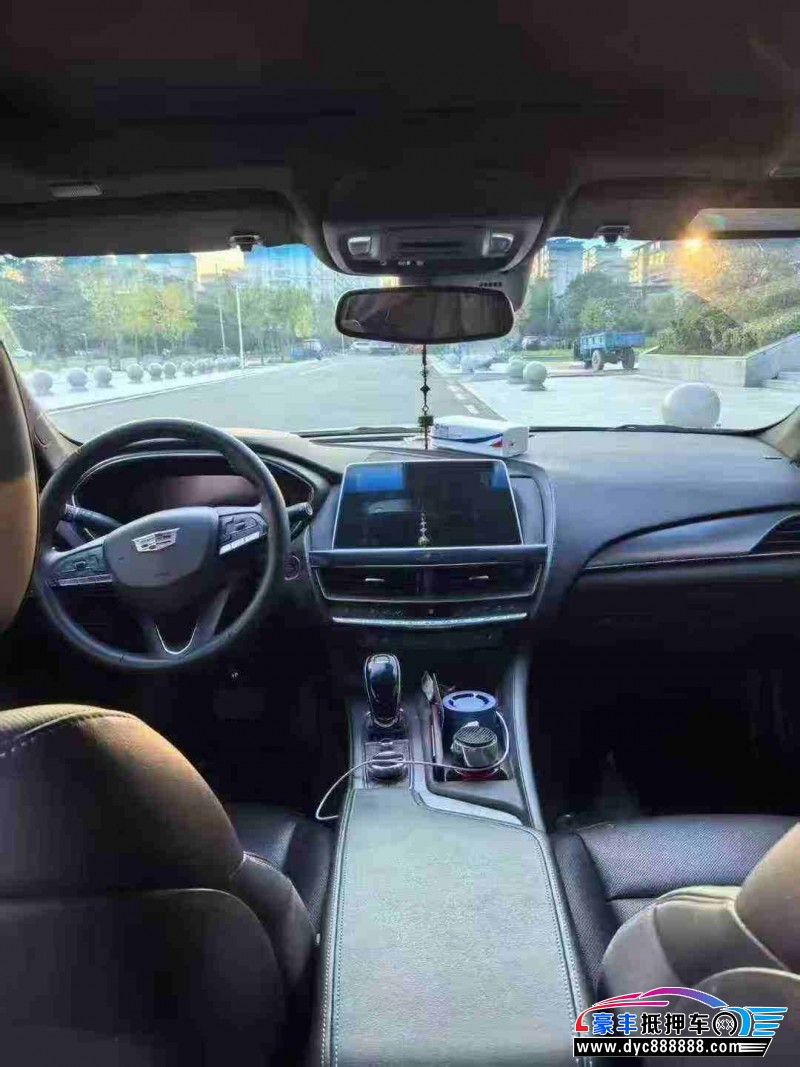 23年凯迪拉克CT5轿车抵押车出售