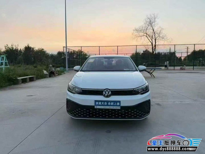 25年大众朗逸轿车抵押车出售