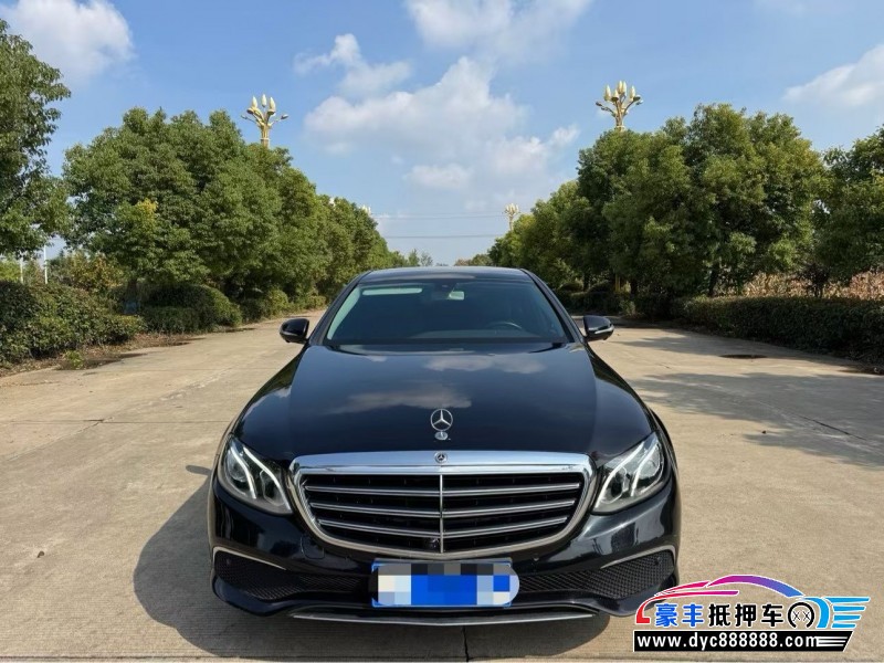 20年奔驰E轿车抵押车出售