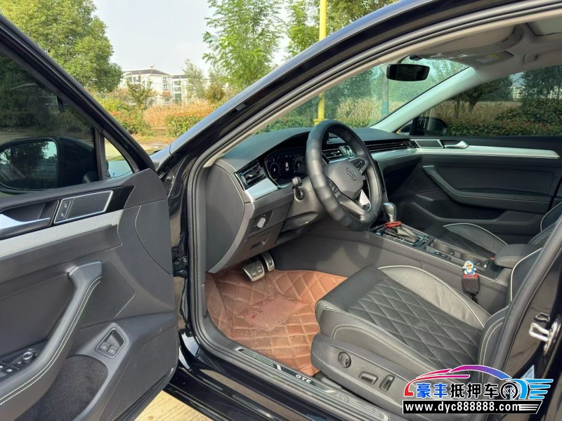 24年大众迈腾轿车抵押车出售