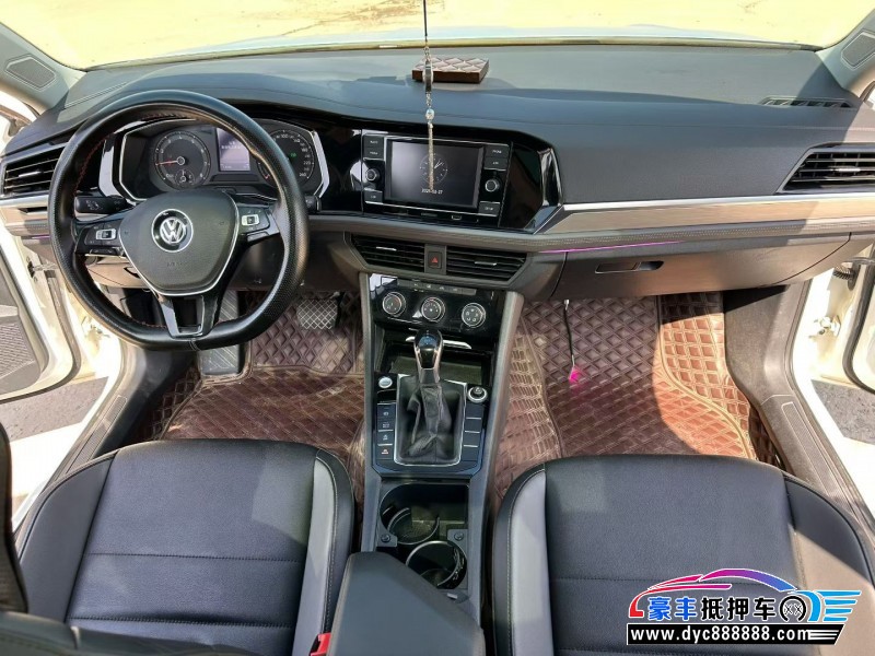 20年大众速腾轿车抵押车出售