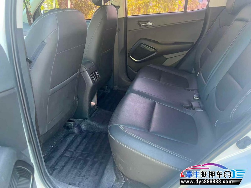 21年现代ix35轿车抵押车出售