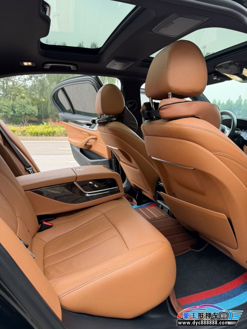 19年宝马5系轿车抵押车出售