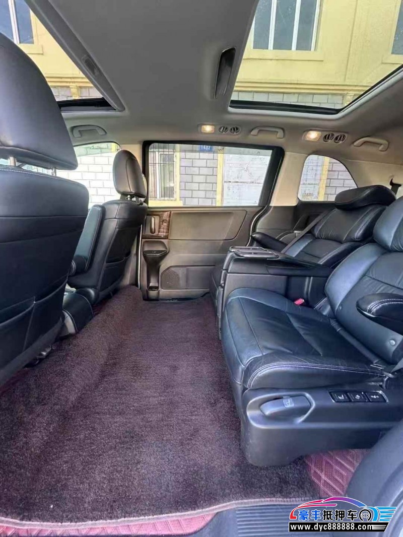 16年本田艾力绅轿车抵押车出售