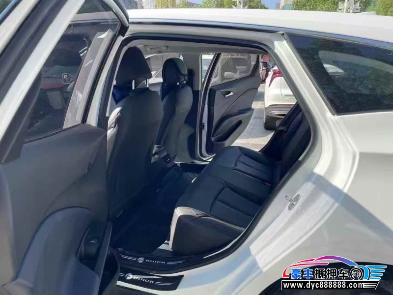 24年别克微蓝轿车抵押车出售