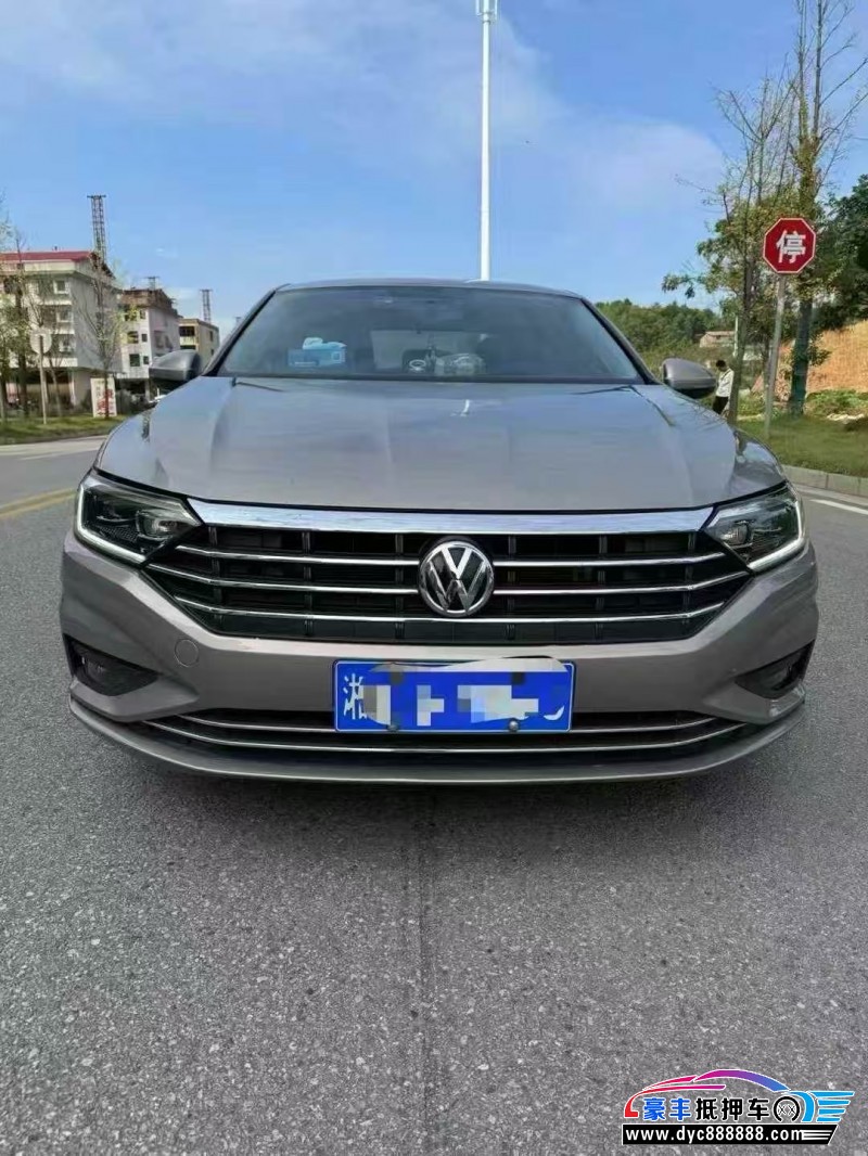 20年大众速腾轿车抵押车出售