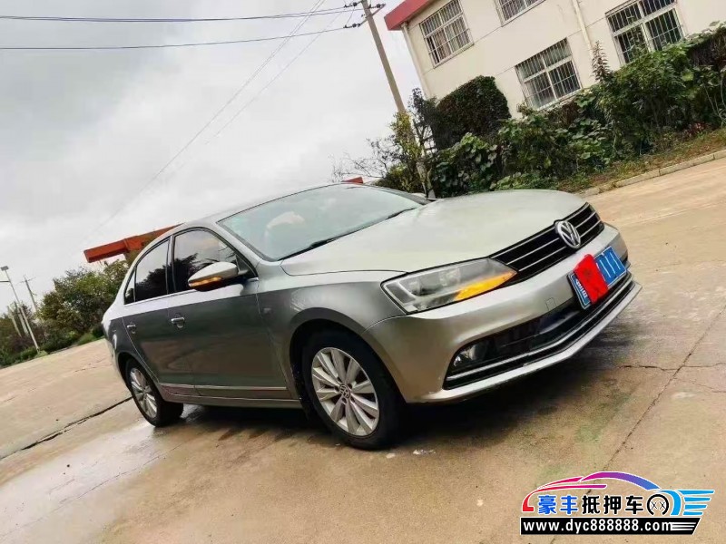 16年大众速腾轿车抵押车出售