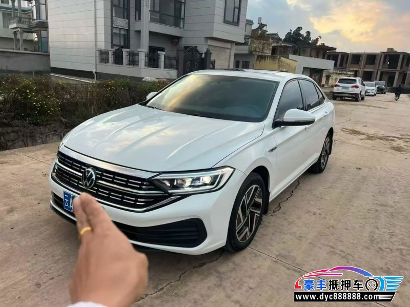 24年大众速腾轿车抵押车出售