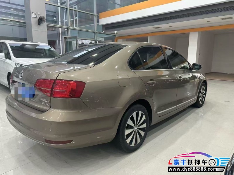 17年大众速腾轿车抵押车出售