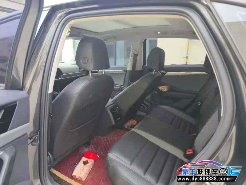 22年大众速腾轿车抵押车出售