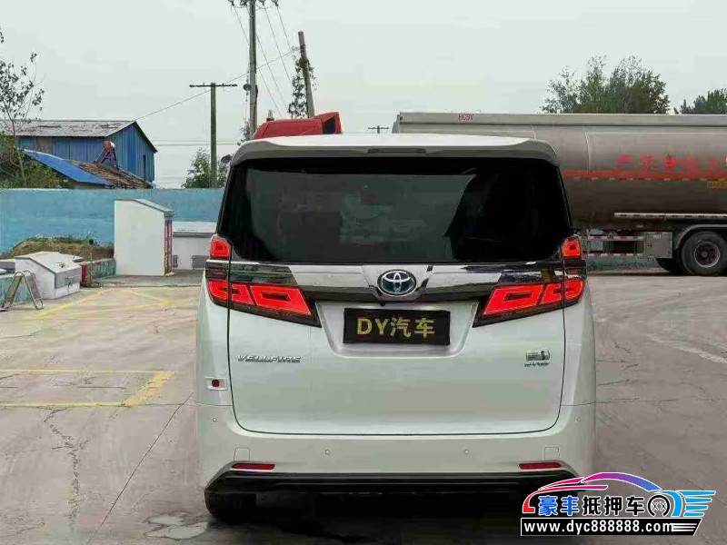 20年丰田威尔法轿车抵押车出售