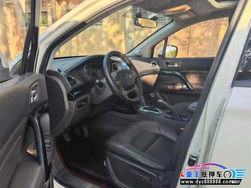 16年传祺GS4轿车抵押车出售