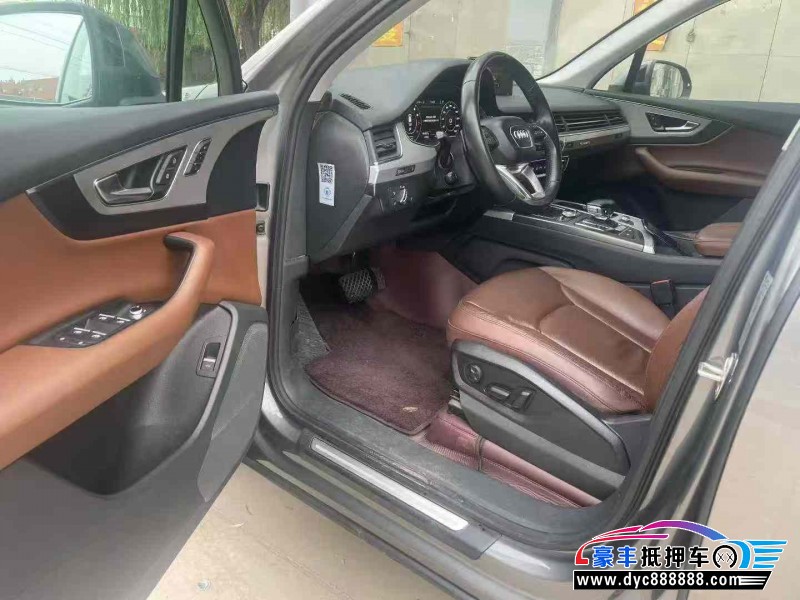 16年奥迪Q7轿车抵押车出售
