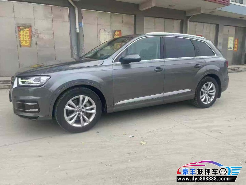 16年奥迪Q7轿车抵押车出售
