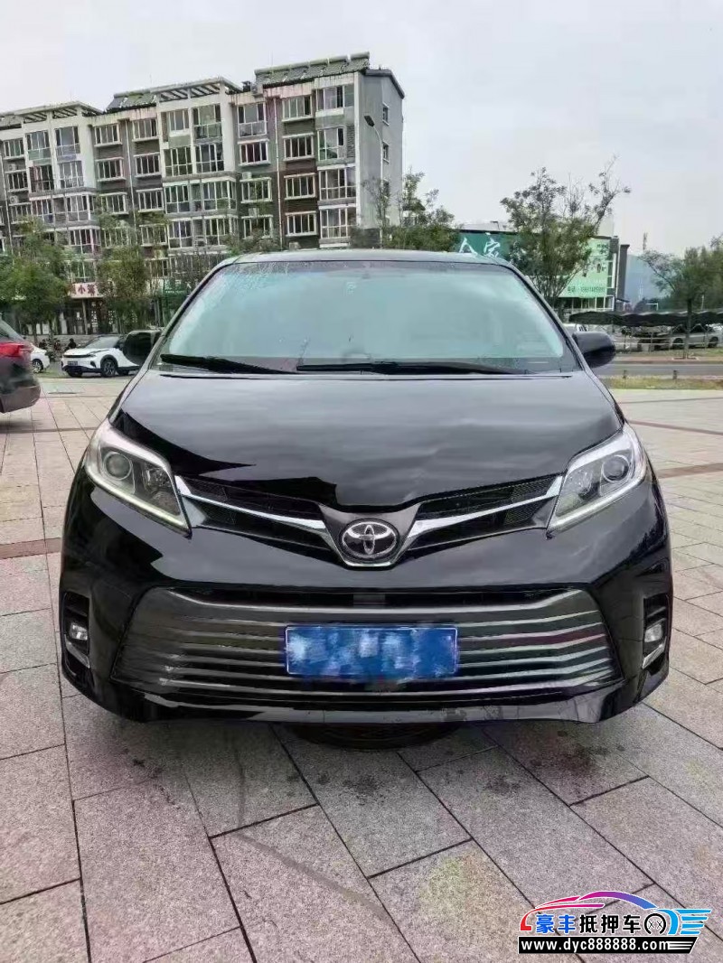 16年丰田塞纳轿车抵押车出售