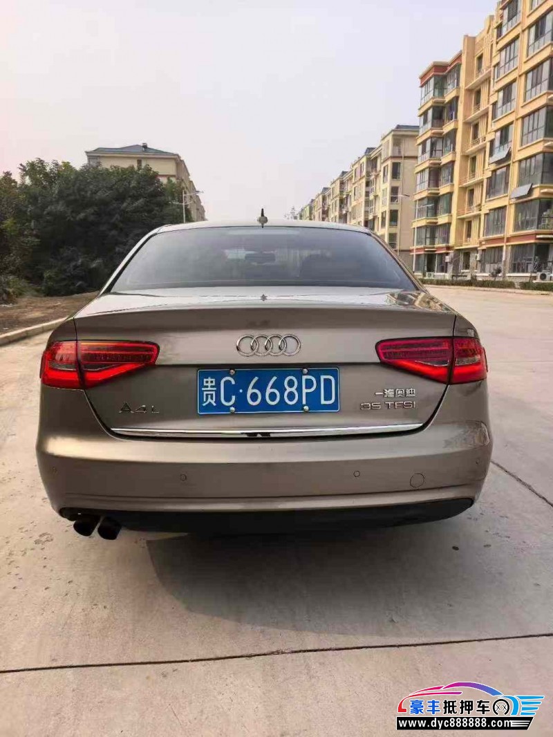 14年奥迪A4L轿车抵押车出售