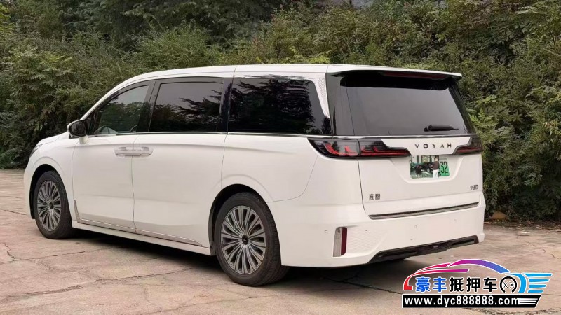 22年岚图梦想家MPV抵押车出售