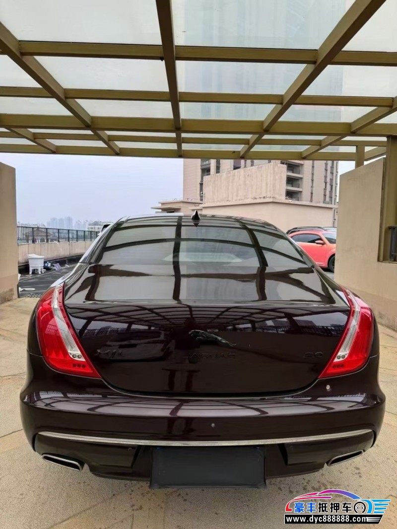 17年捷豹XJL轿车抵押车出售