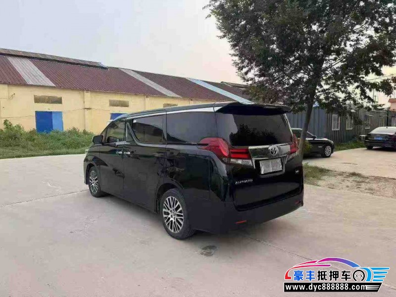 18年丰田埃尔法轿车抵押车出售