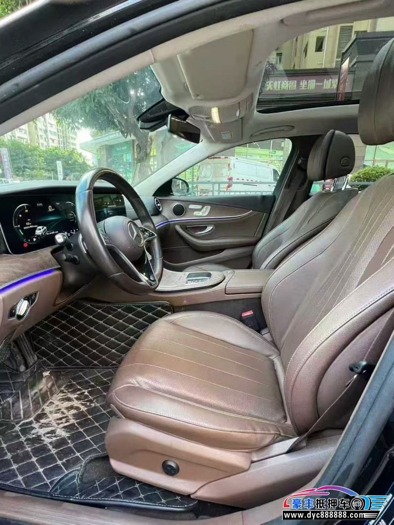 22年奔驰E轿车抵押车出售