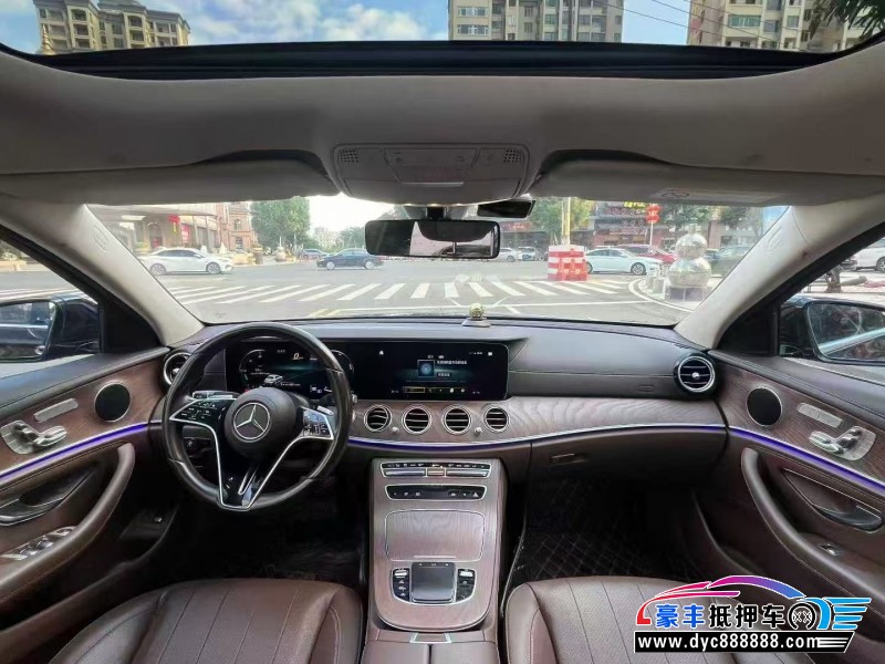 22年奔驰E轿车抵押车出售