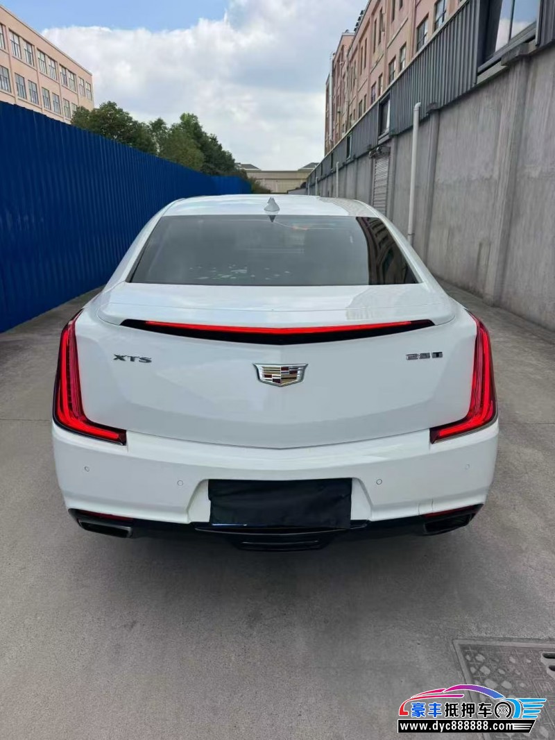 18年凯迪拉克XTS轿车抵押车出售