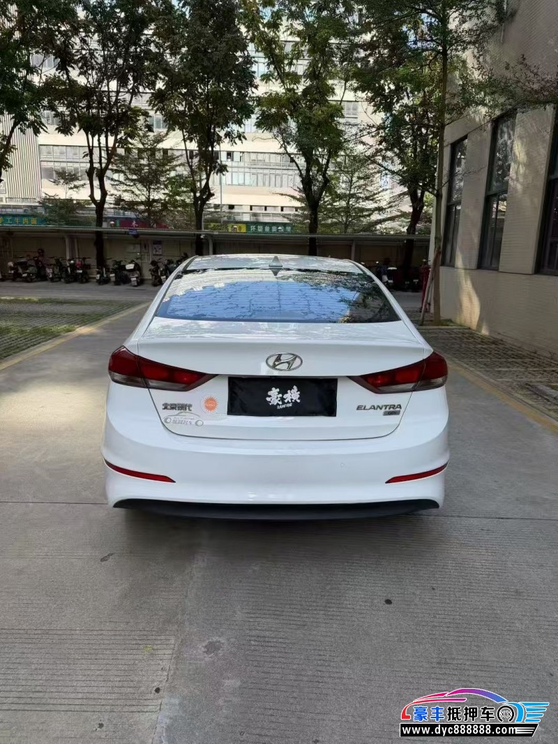 18年现代领动轿车抵押车出售