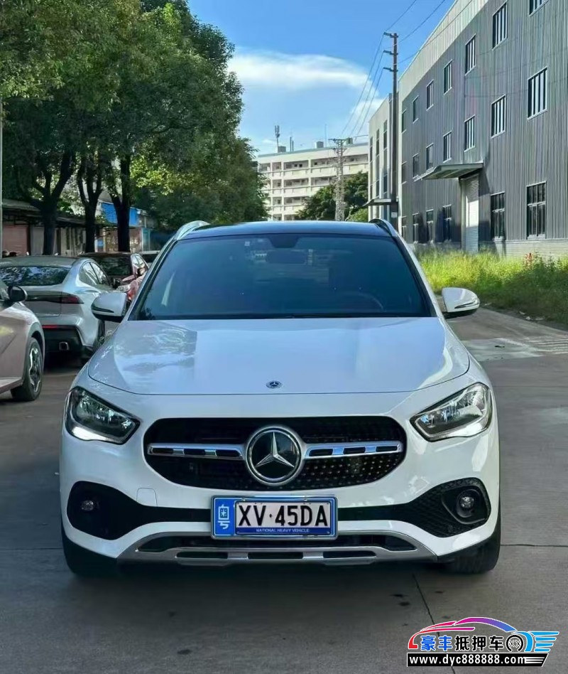 21年奔驰GLA轿车