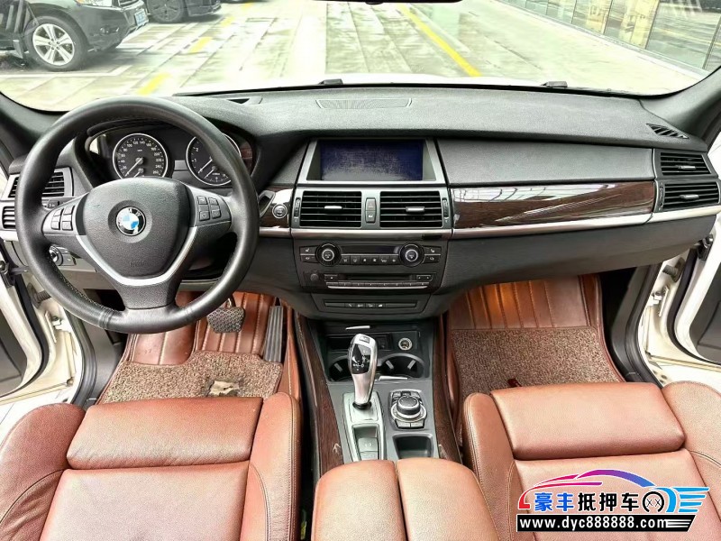 14年宝马X5轿车抵押车出售