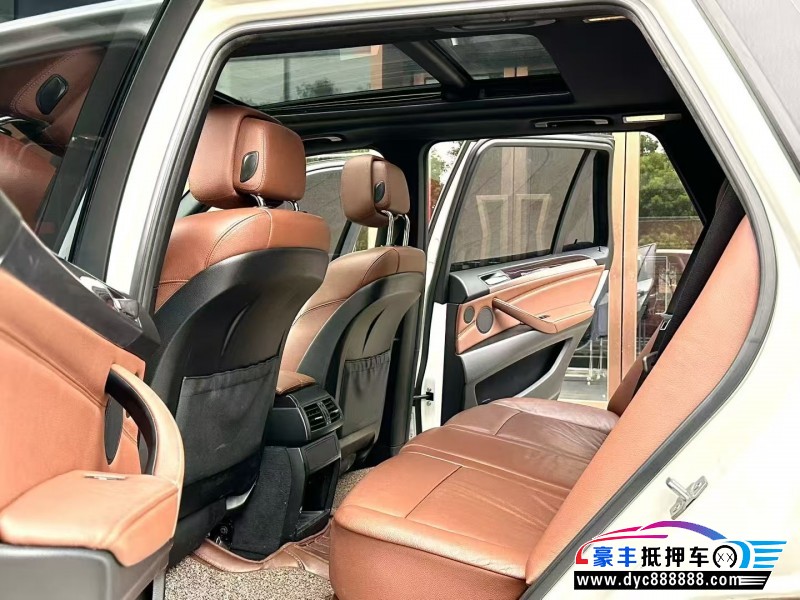 14年宝马X5轿车抵押车出售