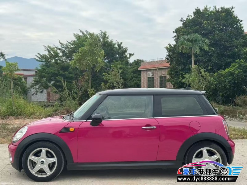 07年宝马MINI轿车抵押车出售