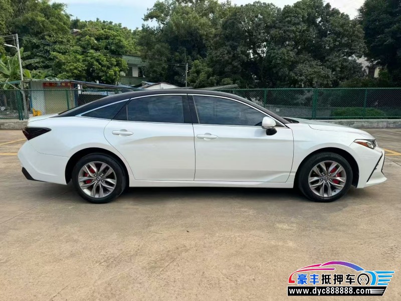 21年丰田亚洲龙轿车抵押车出售