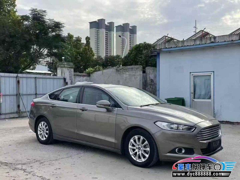 14年福特蒙迪欧轿车抵押车出售