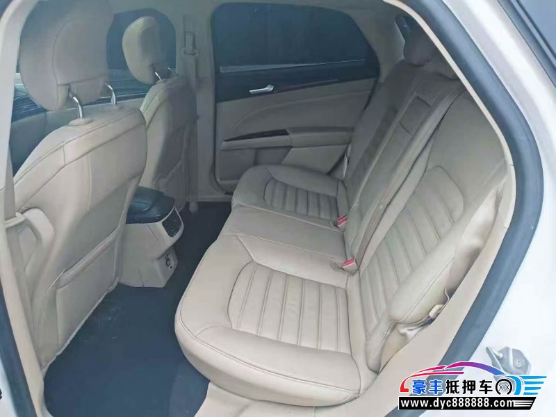 14年福特蒙迪欧轿车抵押车出售