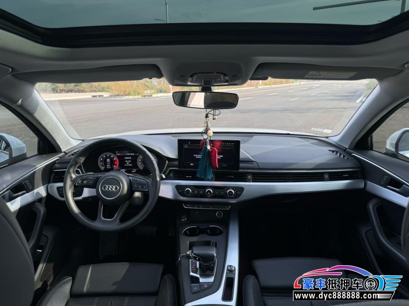 22年奥迪A4轿车抵押车出售