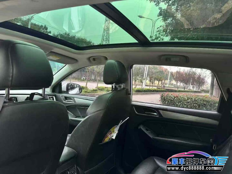 18年荣威RX5轿车抵押车出售