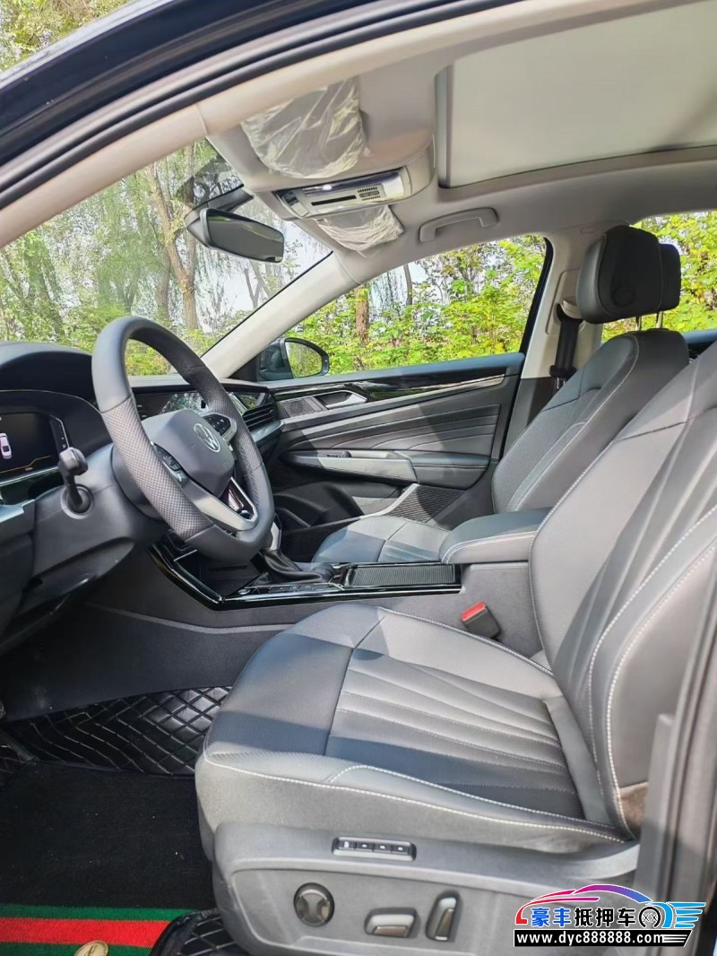 25年大众帕萨特轿车抵押车出售